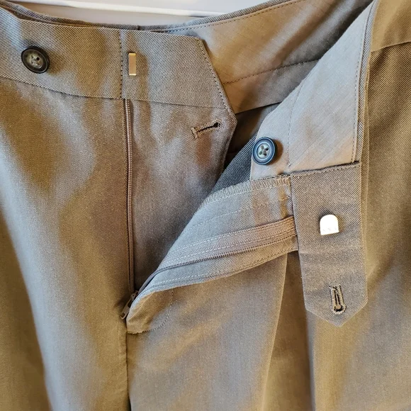 Cutter & Buck Men's Shorts Golf Pockets Front Pleated Sz 36 Classiccore Preppy - Picture 5 of 12